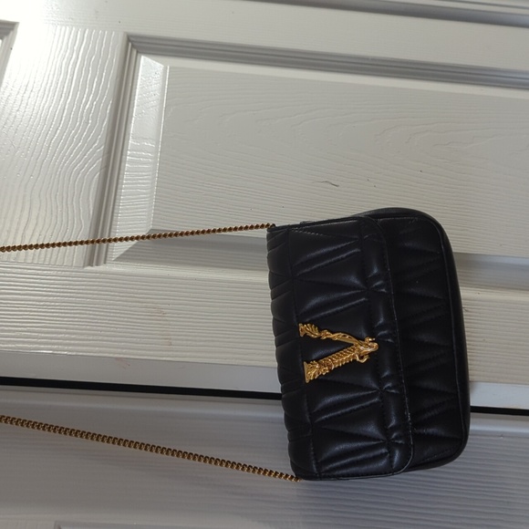 Purse - Picture 2 of 3